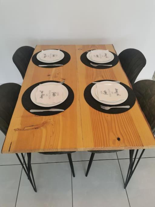 Schoene Und Ruhige Wohnung Direkt An Der Mosel Coblence Extérieur photo